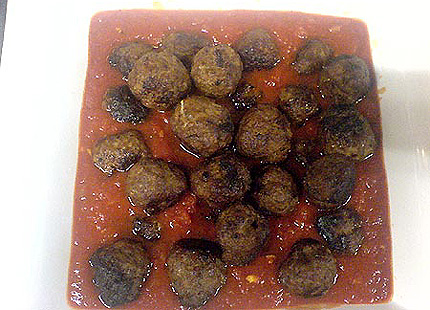 Hackb�llchen in Tomaten-Chillisauce